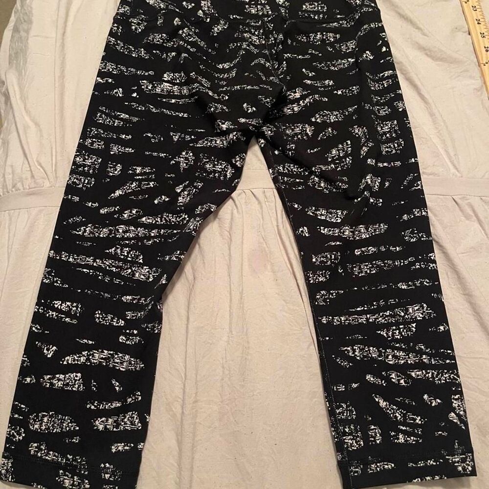 Lululemon Women's multi Leggings